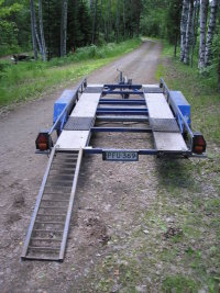 Keskikokoinen-traileri_03.jpg