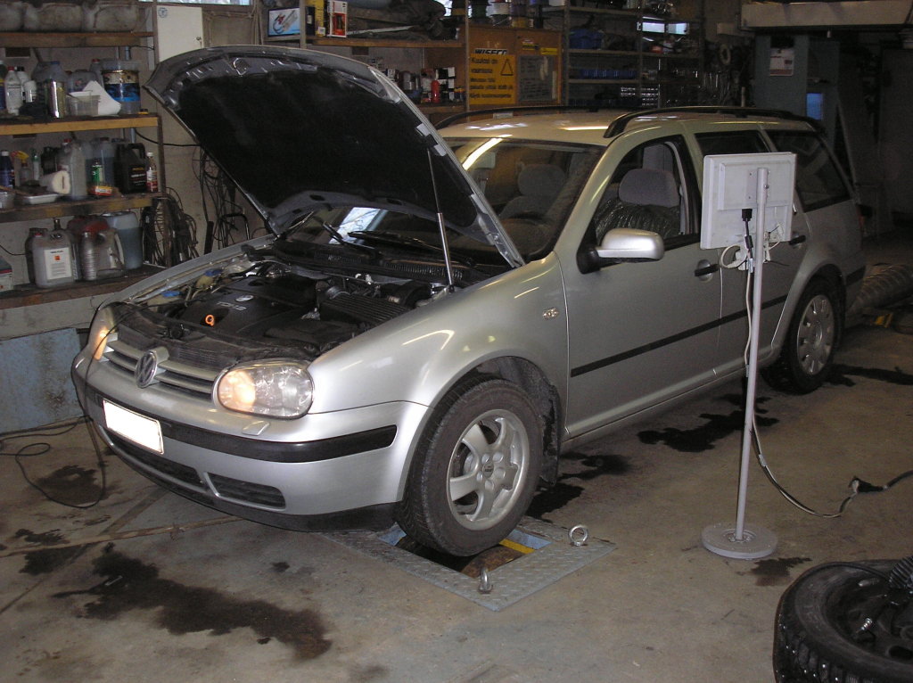VW Golf 1.9 TDI (2)